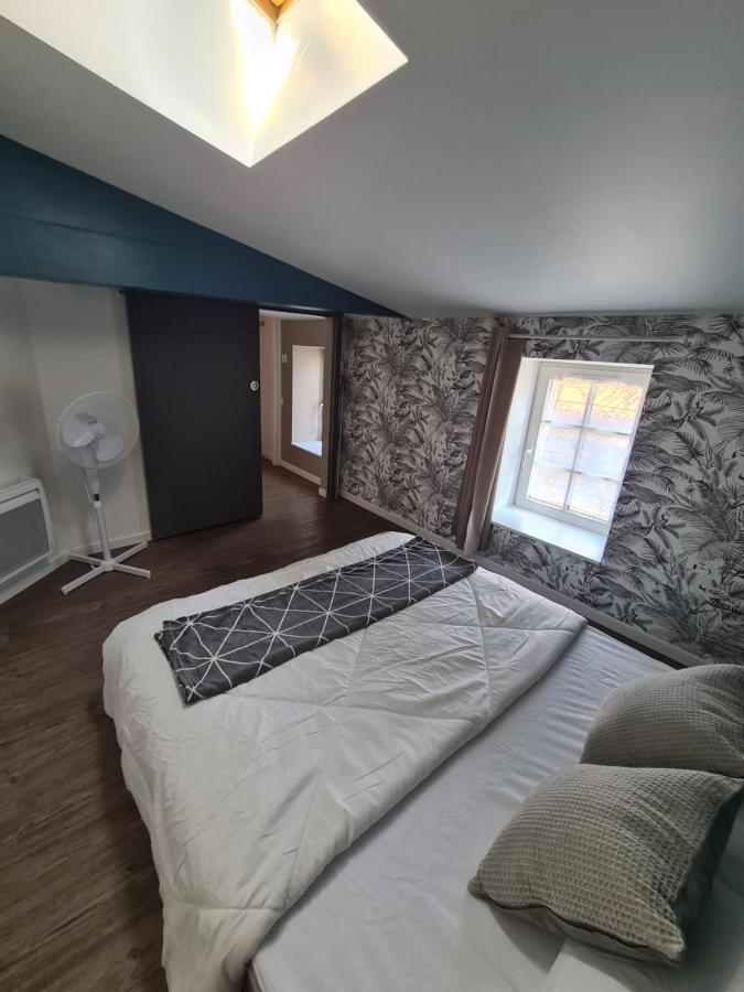 Holiday home Maison Huchet A 10min Du Parc Le Puy Dufou
