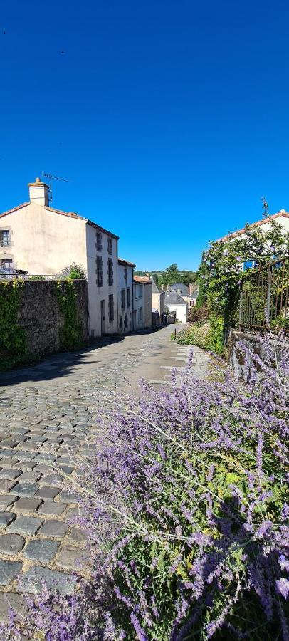 Holiday home Maison Huchet A 10min Du Parc Le Puy Dufou Mallievre